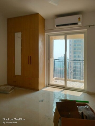 Room in 3 BHK Apartment at ATS Marigold, Sector 89a – for Rent