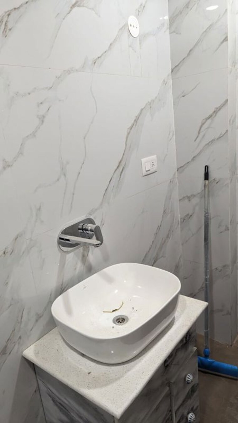 Bathroom, puri-aman-vilas 4 Bedroom 415 Sq.Yd. Builder Floor In Sector 89 Faridabad 10089518