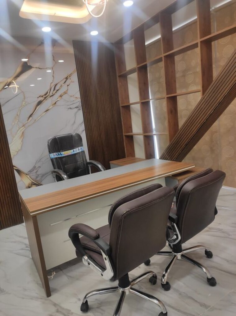 Team Area, alphathum Commercial Office Space 850 Sq.Ft. In Sector 90 Noida 10089538