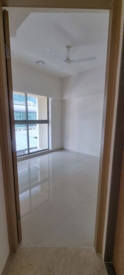 1 BHK + Pooja Room Apartment For Sale in Lodha Unica