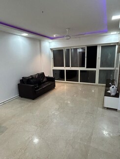 2 BHK Apartment For Rent in Omkar Ananta