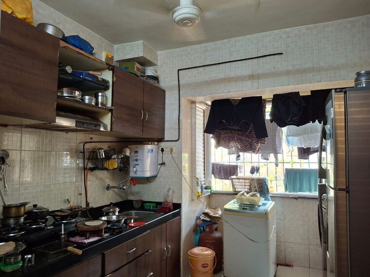 Kitchen, bandra west 2 Bedroom 700 Sq.Ft. Apartment In Bandra West Mumbai 10089574