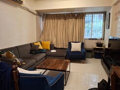 2 BHK + Pooja Room Apartment For Rent in Bandra West