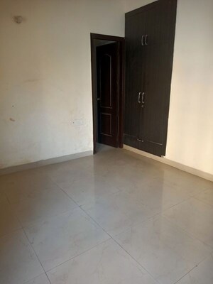 Room in 3 BHK Apartment at RPS Savana, Sector 88 – for Sale