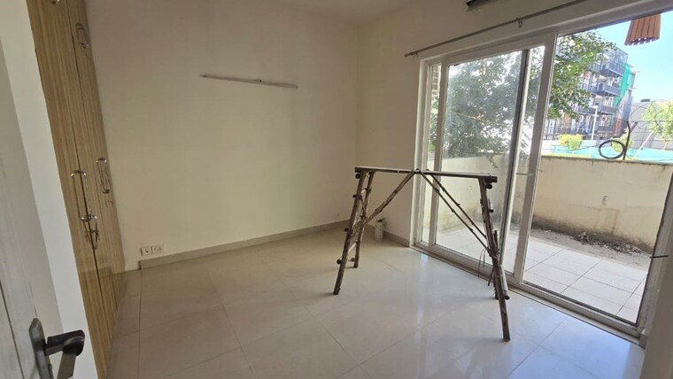 Room, bptp-floors 3 Bedroom 1620 Sq.Ft. Apartment In Sector 70 Gurgaon 10089598