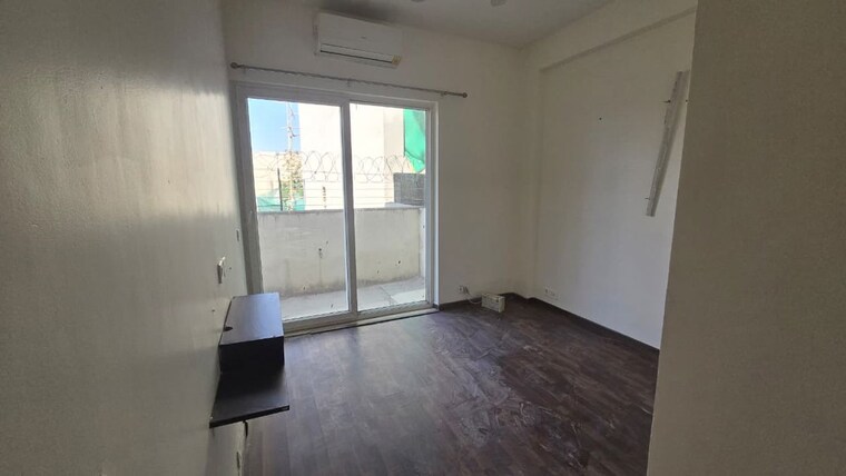 Room, bptp-floors 3 Bedroom 1620 Sq.Ft. Apartment In Sector 70 Gurgaon 10089598
