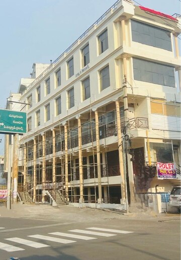  Showroom For Rent in Suryaraopeth