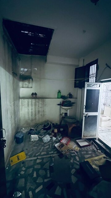 Kitchen in 1 BHK Builder Floor at Vaishali Sector 3 – for Sale