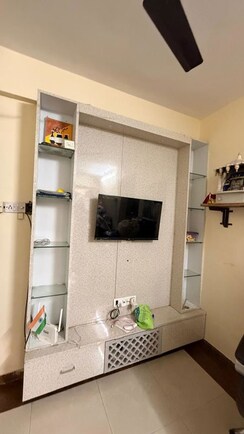 3 BHK Apartment For Rent in Thakur Jewel Tower