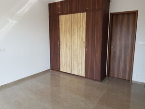 Room in 3 BHK Apartment at Nahar F Residences, Balewadi – for Rent