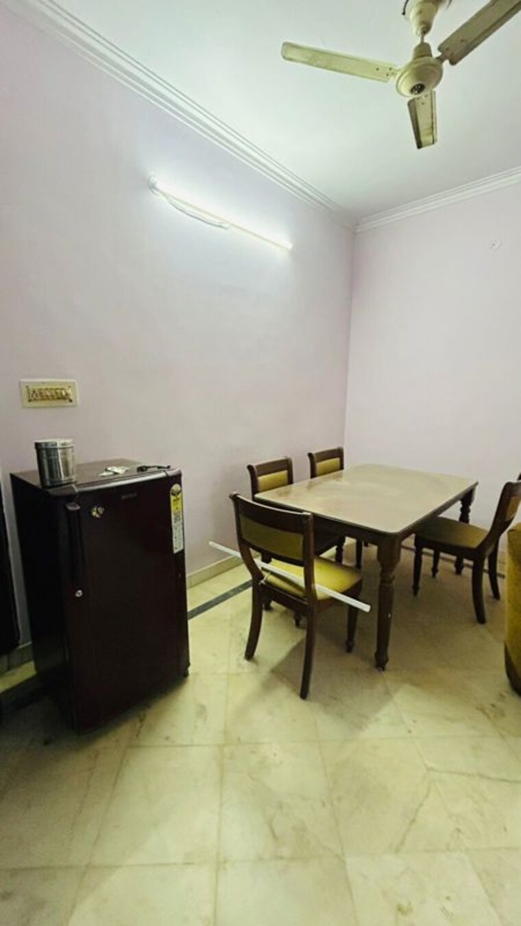 Master Bedroom, sector 31 2 Bedroom 1430 Sq.Ft. Builder Floor In Sector 31 Gurgaon 10090142