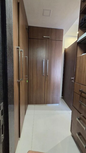 Room in 3 BHK Apartment at Amal Juhu Sheetal CHS, Juhu – for Rent