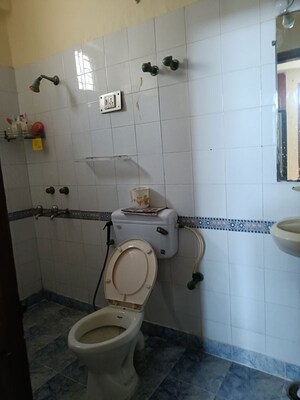 Master Bedroom in 4 BHK Apartment at Vasundhara Enclave – for Sale