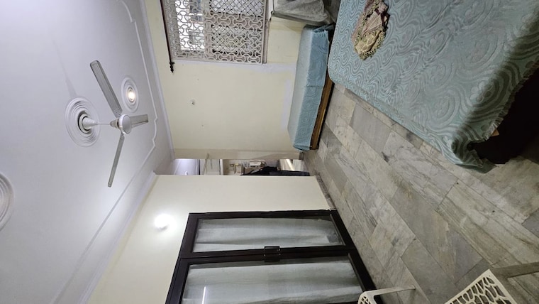 Living Room, dilshad colony 2 Bedroom 800 Sq.Ft. Apartment In Dilshad Colony Delhi 10090292