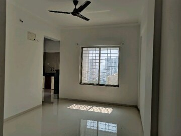 Room in 2 BHK Apartment at Paranjape Trident Twin Towers, Wakad – for Sale