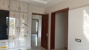 Room in 5 BHK Independent House at Sunny Enclave – for Sale