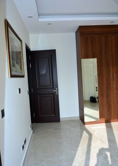 2.5 BHK + Pooja Room Builder Floor For Rent in Green Park Extension