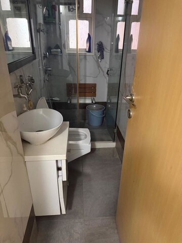 Bathroom in 2.5 BHK Apartment at Matunga West – for Rent