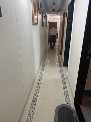 Building Lobby in 2.5 BHK Apartment at Matunga West – for Rent