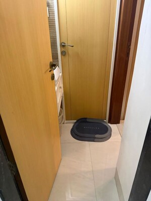 Bathroom in 2.5 BHK Apartment at Matunga West – for Rent