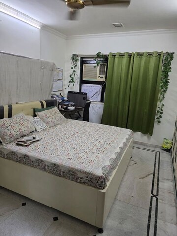 Bedroom in 2 BHK Apartment at NG Complex, Andheri East – for Rent