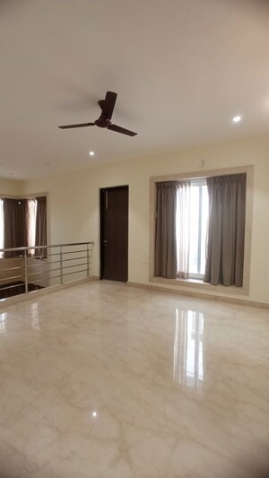 Room in 4 BHK Villa at Kachana – for Rent