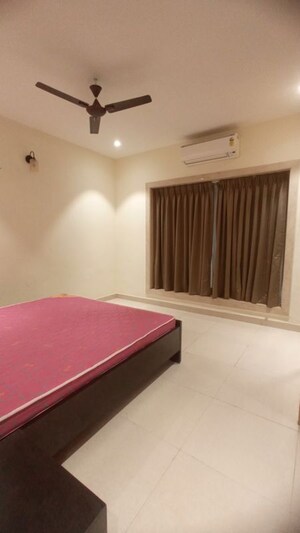 Room in 4 BHK Villa at Kachana – for Rent
