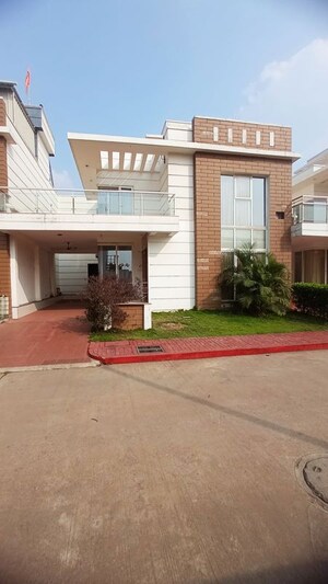 4 BHK Villa – Exterior View View at Kachana - for Rent