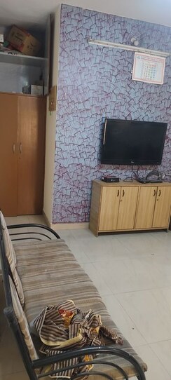 1 BHK Builder Floor For Rent in Jeevan Bima Nagar