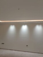 5 BHK + Pooja Room,Servant Room,Study Room,Extra Room 500 Sq.Yd. Villa in Maharani Bagh