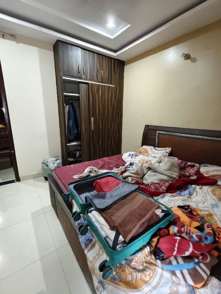 Bedroom, sector 30 3 Bedroom 1600 Sq.Ft. Builder Floor In Sector 30 Gurgaon 10090730