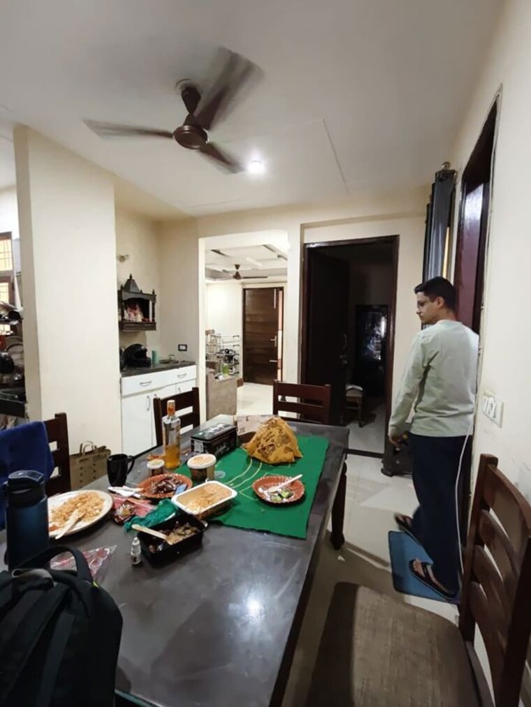 Master Bedroom, sector 30 3 Bedroom 1600 Sq.Ft. Builder Floor In Sector 30 Gurgaon 10090730