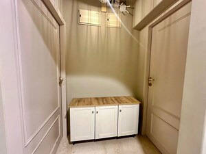  2 BHK Apartment at Santacruz West – for Rent