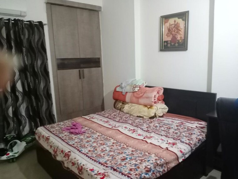 Bedroom, antriksh-golf-view 3 Bedroom 1620 Sq.Ft. Apartment In Sector 78 Noida 10090765