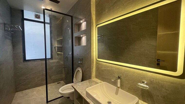 Attached Bathroom, sector 56 3 Bedroom 250 Sq.Yd. Builder Floor In Sector 56 Gurgaon 10090760