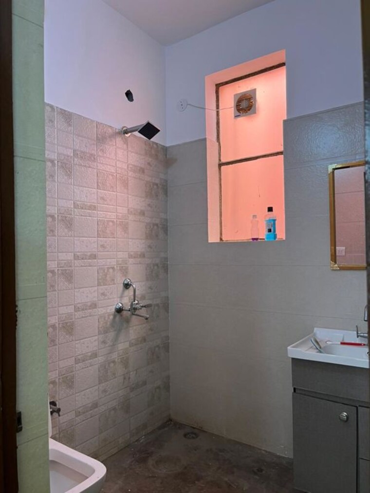 Bathroom, matru-ami 1 Bedroom 555 Sq.Ft. Apartment In Kalyan West Thane 10090746