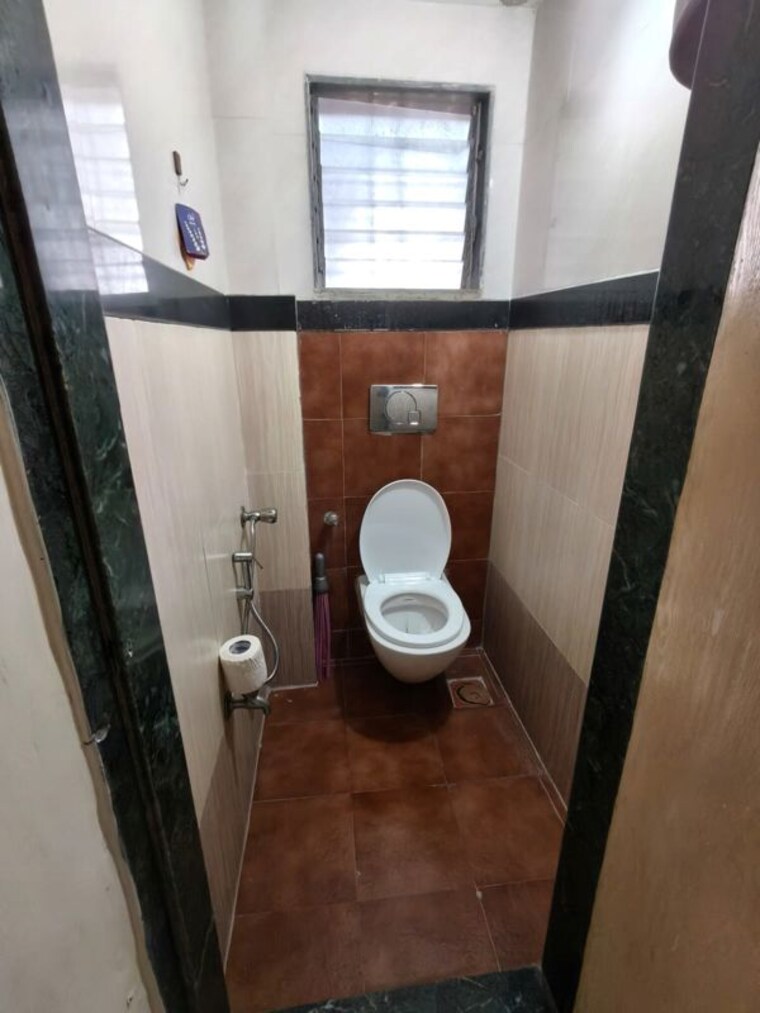 Bathroom, jai-durga-chs 1 Bedroom 600 Sq.Ft. Apartment In Andheri East Mumbai 10090783