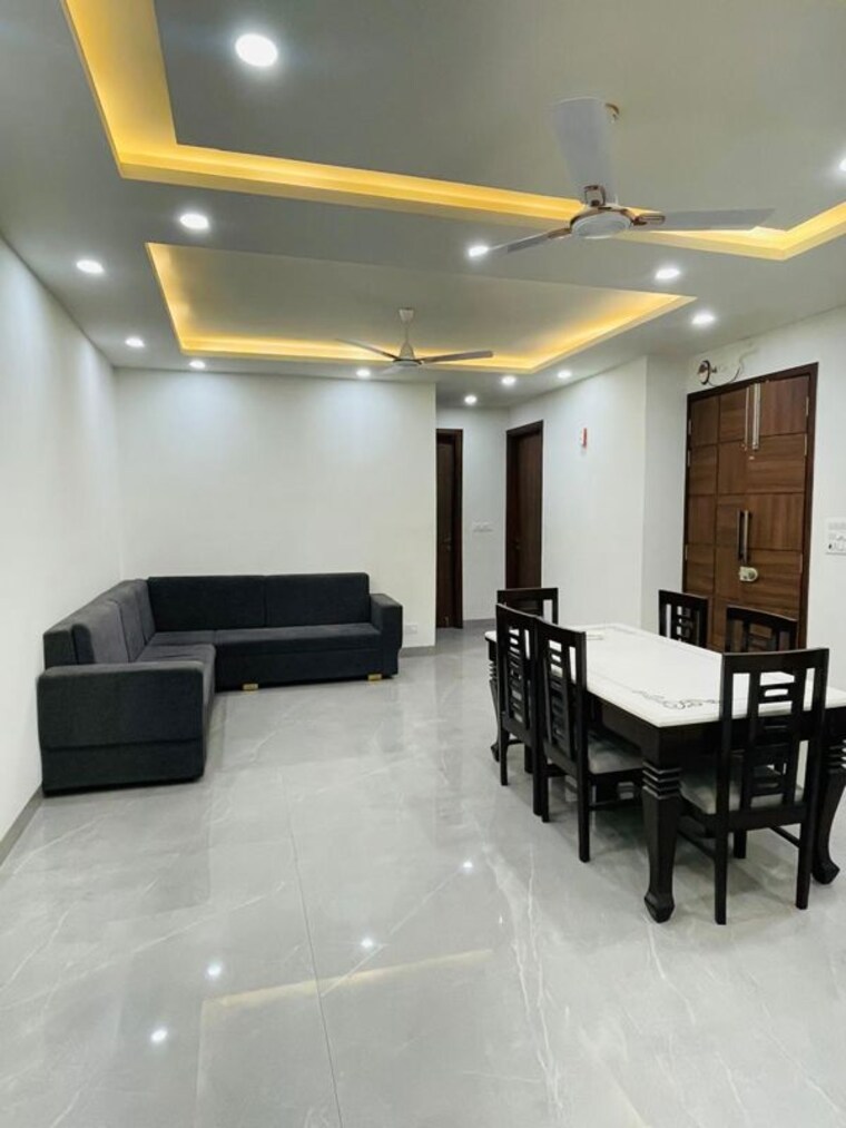 Team Area, sector 56 3 Bedroom 270 Sq.Yd. Builder Floor In Sector 56 Gurgaon 10090817