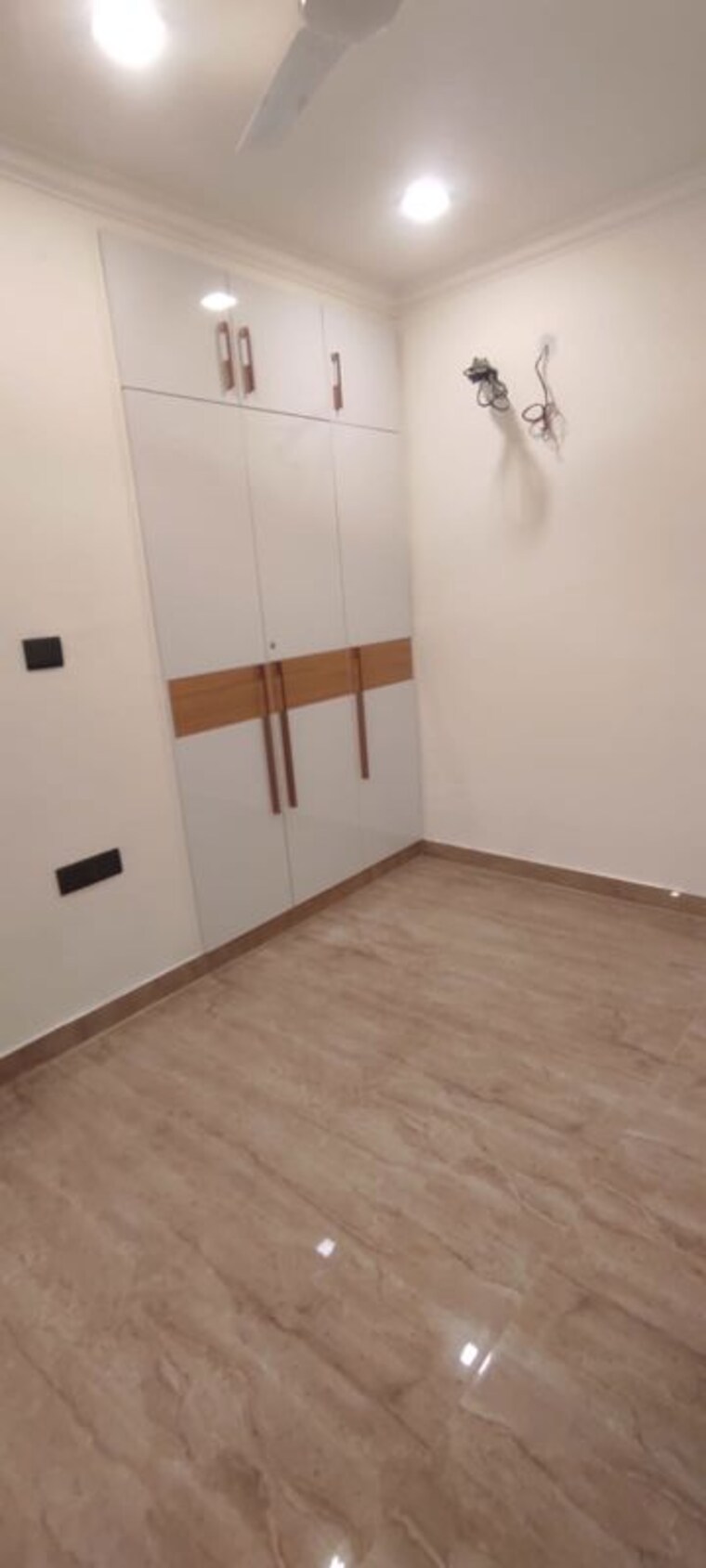 Room, puri-aman-vilas 4 Bedroom 333 Sq.Yd. Builder Floor In Sector 89 Faridabad 10090793