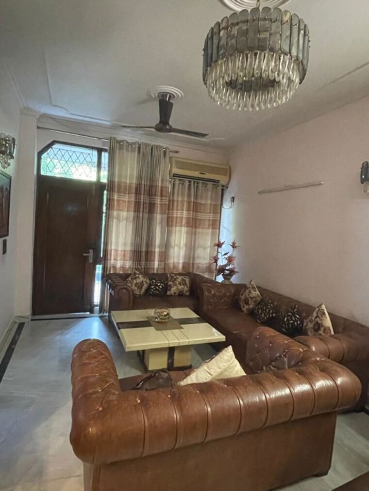 Living Room, lajpat nagar 4 3 Bedroom 1250 Sq.Ft. Builder Floor In Lajpat Nagar 4 Delhi 10090845