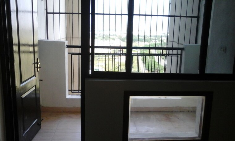 Other, samiah-vrinda-city 2.5 Bedroom 1233 Sq.Ft. Apartment In Phi Iv Greater Noida Greater Noida 10090192