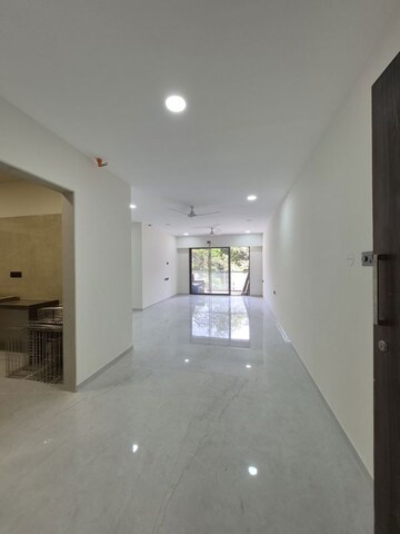 3 BHK Apartment For Rent in Shree Suraj Park Grandeur, Vile Parle West