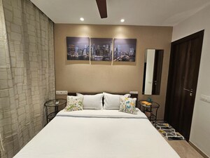 Bedroom in 1 BHK Apartment at Hiranandani Regent Hill, Powai – for Rent