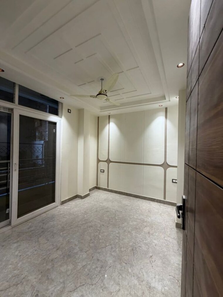 Bathroom, uttam nagar 3.5 Bedroom 914 Sq.Ft. Builder Floor In Uttam Nagar Delhi 10091077