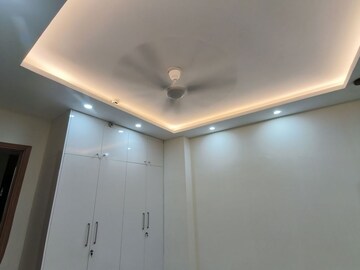 Furnished Amenities in 2.5 BHK Apartment at M3M Heights, Sector 65 – for Sale