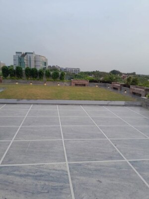 Master Bedroom in 6 BHK Villa at Sukhdev Vihar – for Sale