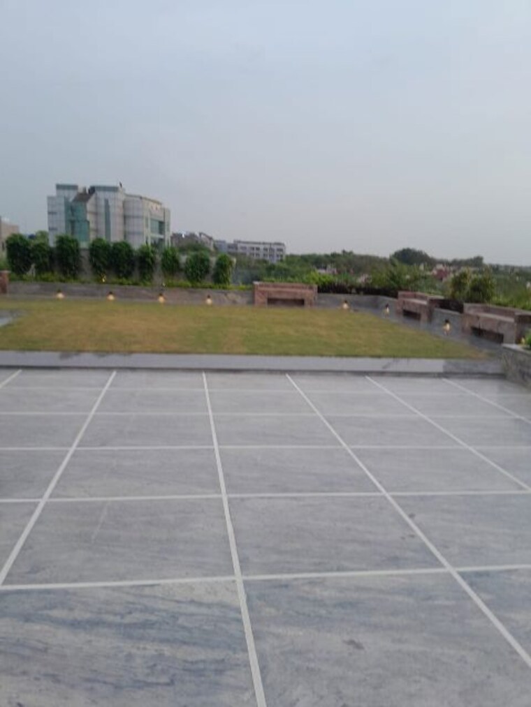 Master Bedroom, sukhdev vihar 6 Bedroom 450 Sq.Yd. Villa In Sukhdev Vihar Delhi 10091095