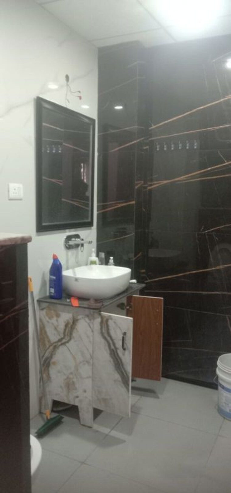 Bathroom, sector 63a 2 Bedroom 1000 Sq.Ft. Independent House In Sector 63a Noida 10091109