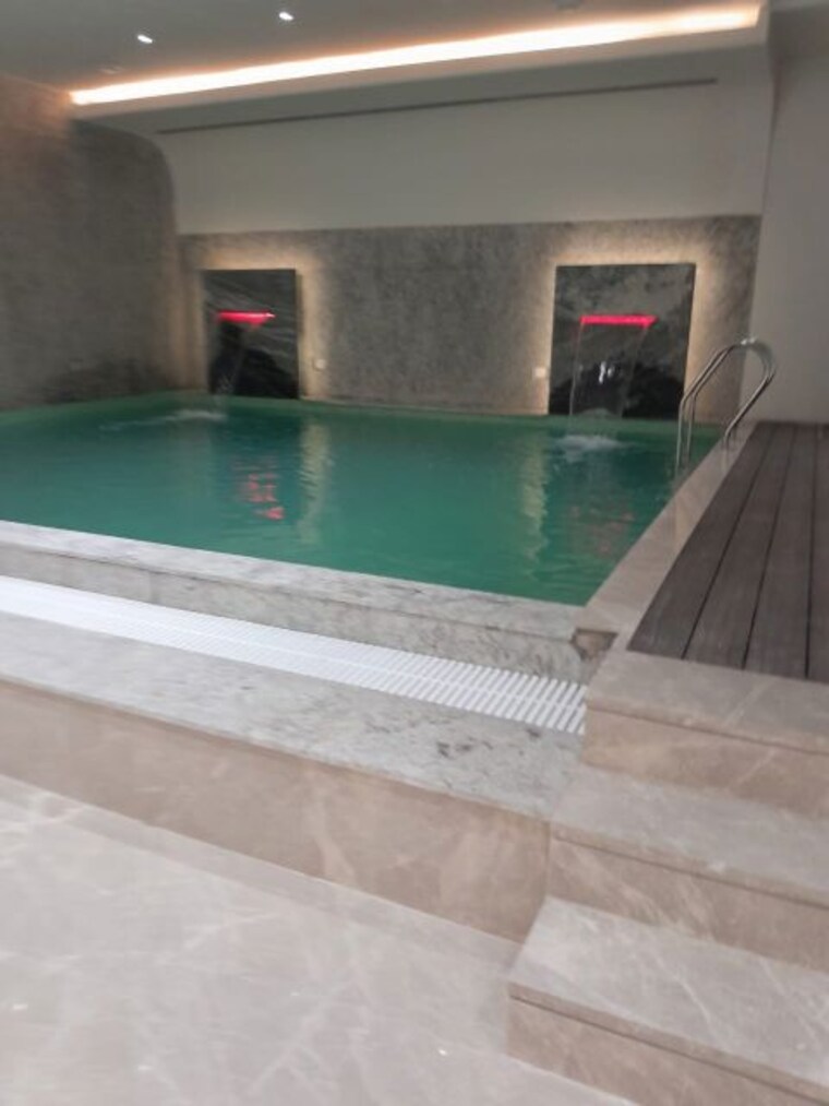 Other, uday park 4 Bedroom 217 Sq.Yd. Villa In Uday Park Delhi 10091110