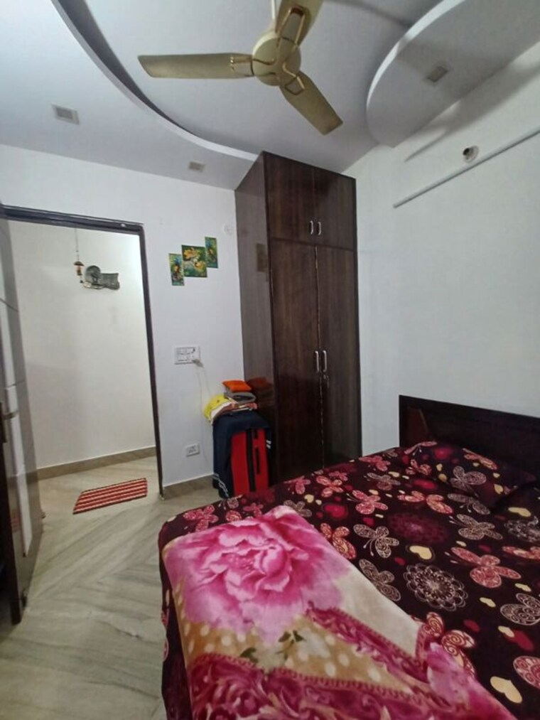 Bedroom, dwarka mor 2 Bedroom 55 Sq.Yd. Builder Floor In Dwarka Mor Delhi 10091124